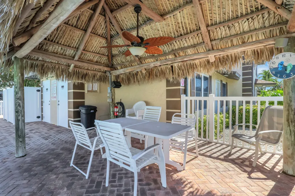 731 W Elkcam Circle Marco Island FL 34145