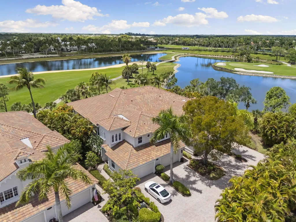 9066 Cascada Way Naples FL 34114