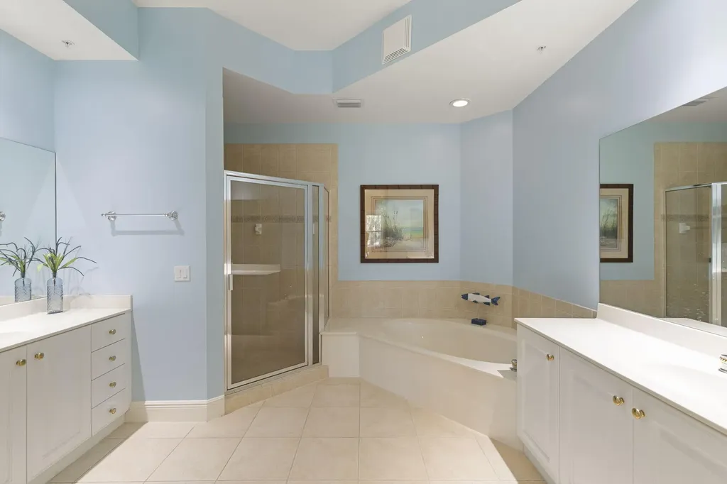 9066 Cascada Way Naples FL 34114