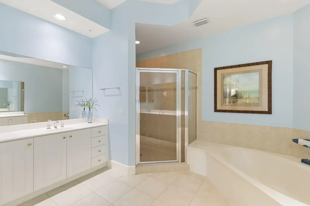 9066 Cascada Way Naples FL 34114