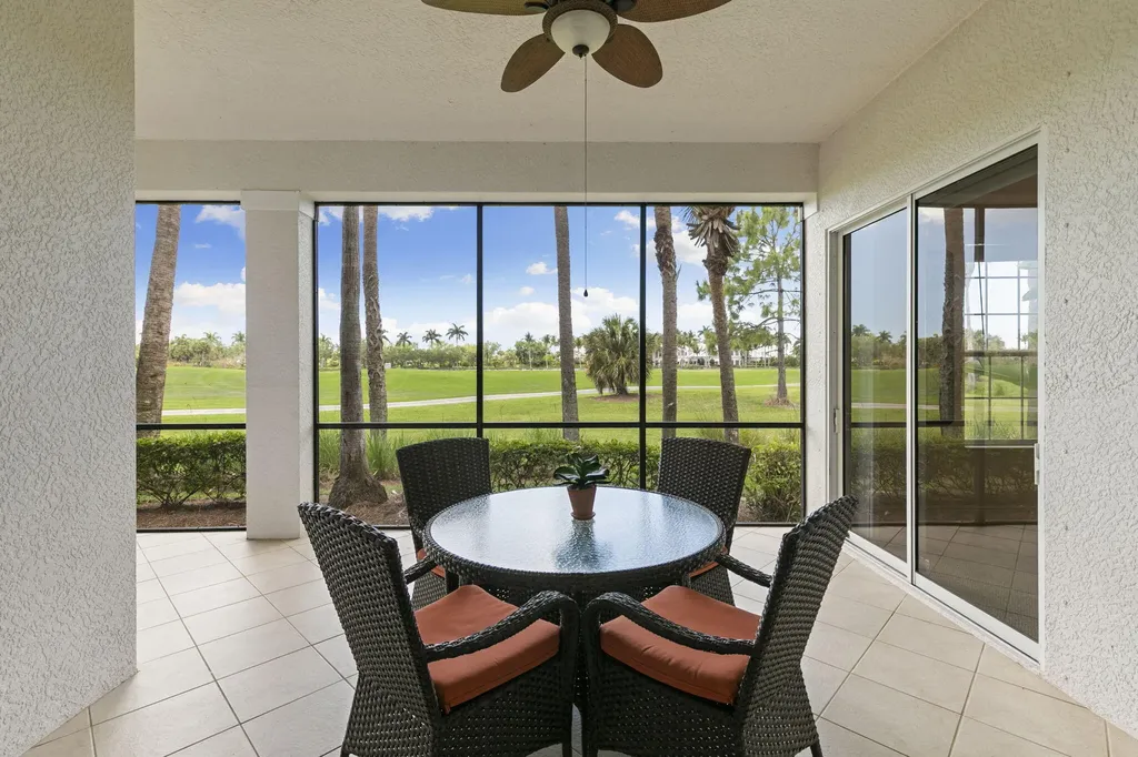 9066 Cascada Way Naples FL 34114