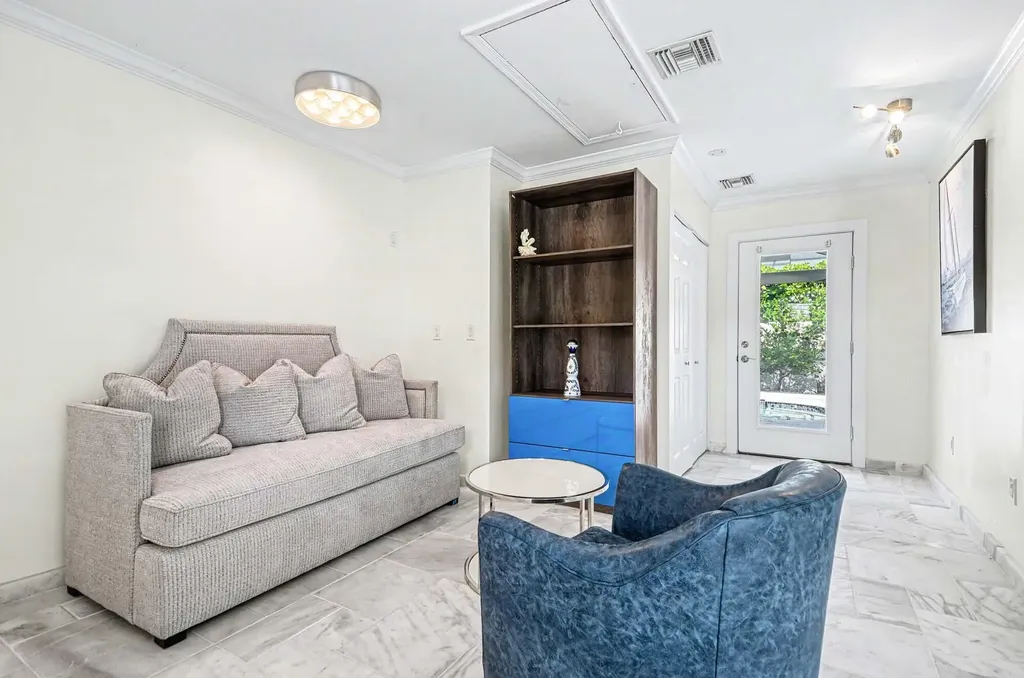 112 Capri Boulevard Naples FL 34113