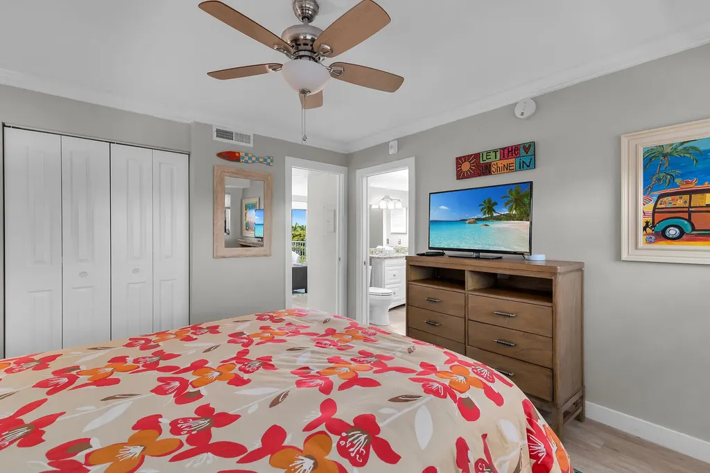 291 S Collier Marco Island FL 34145