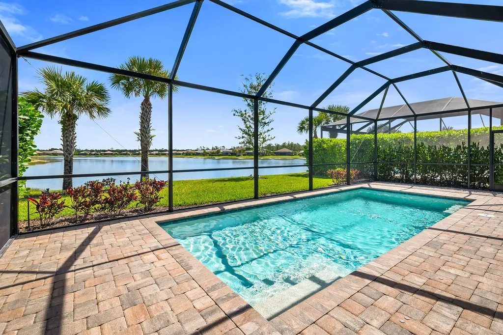 6787 Pennyroyal Drive Naples FL 34114