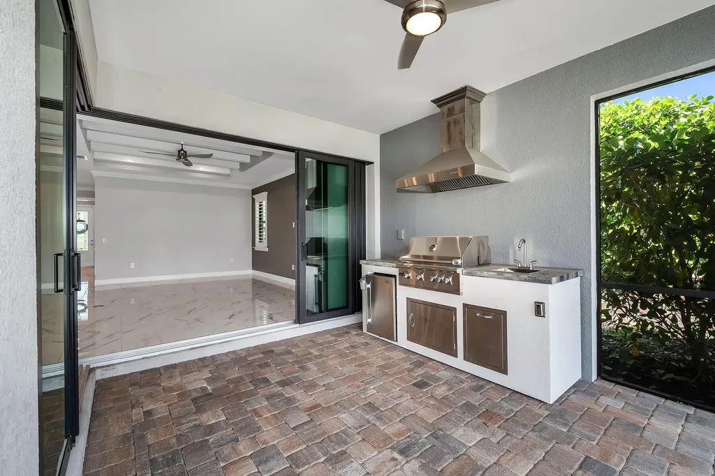 6787 Pennyroyal Drive Naples FL 34114