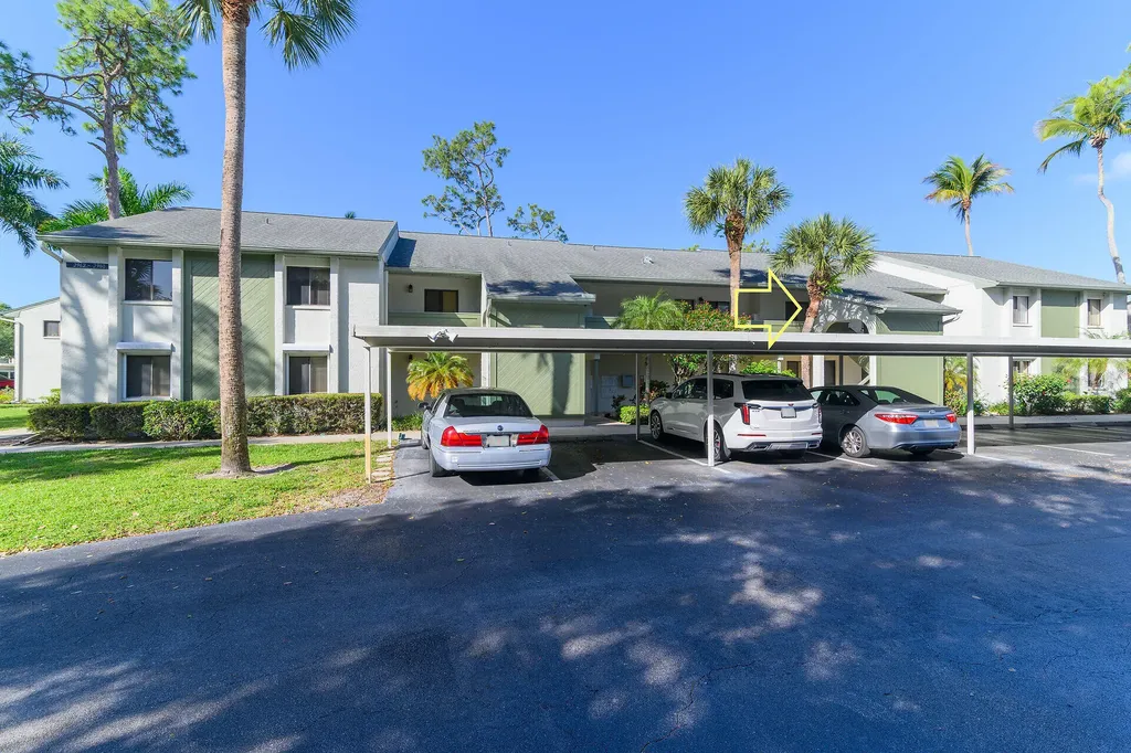 2980 Kings Lake Boulevard Naples FL 34112