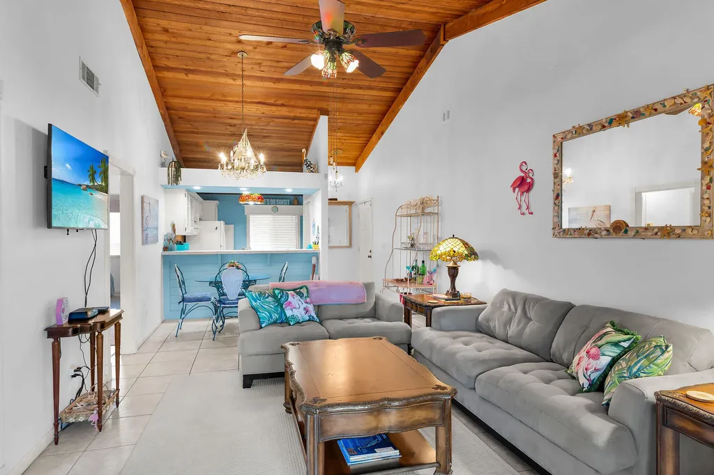 2980 Kings Lake Boulevard Naples FL 34112