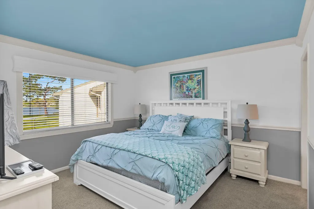 2980 Kings Lake Boulevard Naples FL 34112