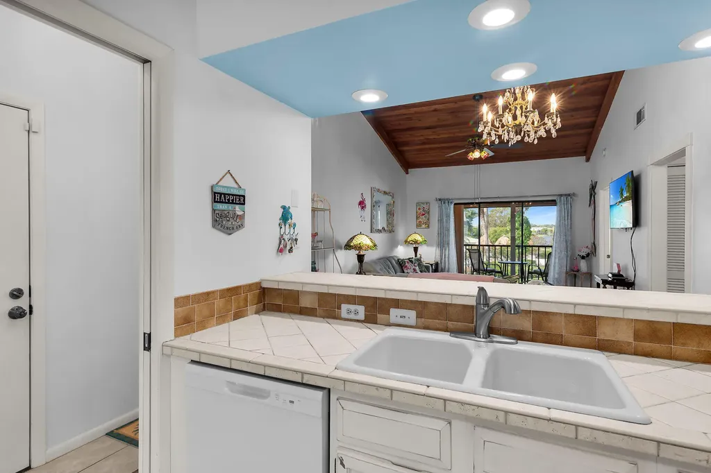 2980 Kings Lake Boulevard Naples FL 34112