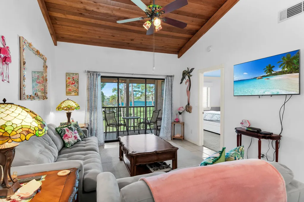 2980 Kings Lake Boulevard Naples FL 34112