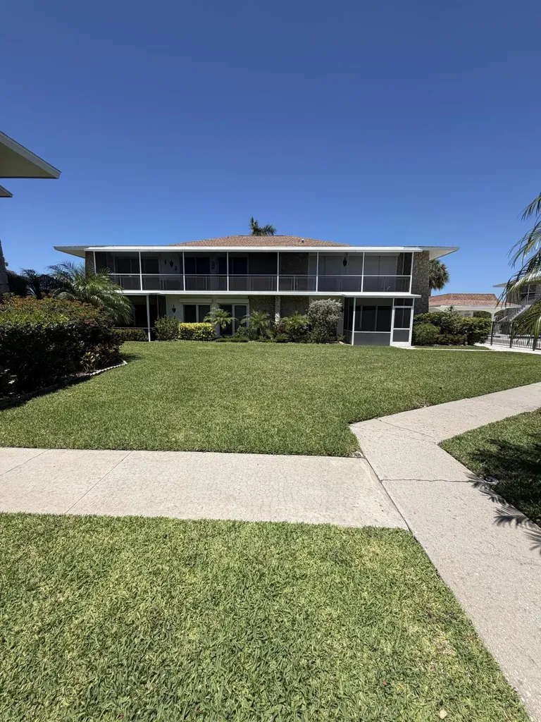 330 Kon Tiki Drive Naples FL 34113