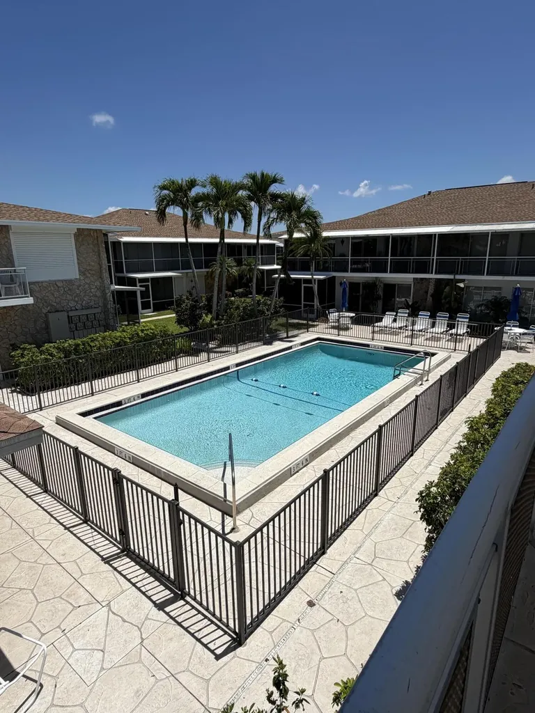 330 Kon Tiki Drive Naples FL 34113