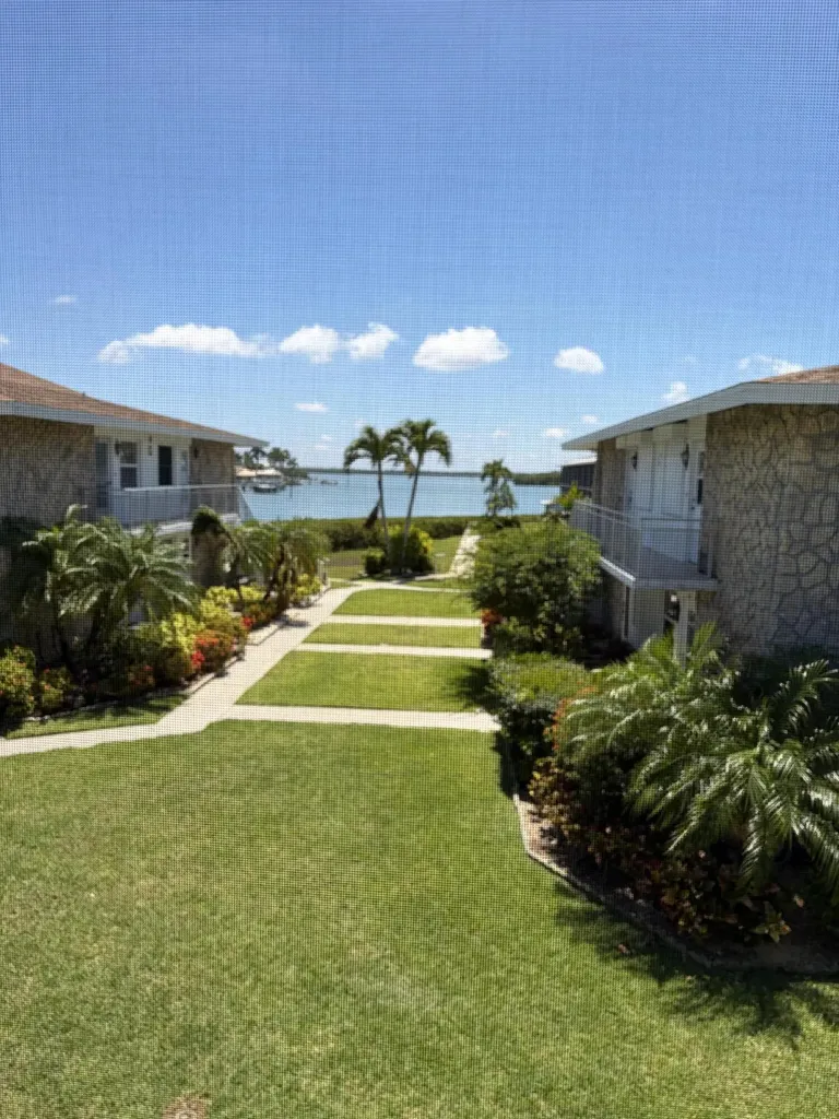 330 Kon Tiki Drive Naples FL 34113