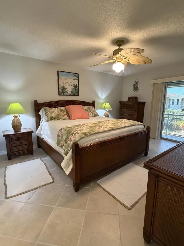 330 Kon Tiki Drive Naples FL 34113