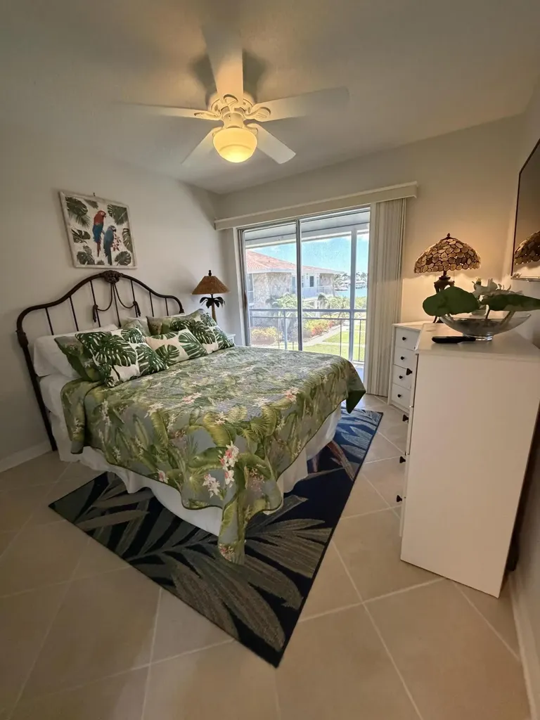 330 Kon Tiki Drive Naples FL 34113