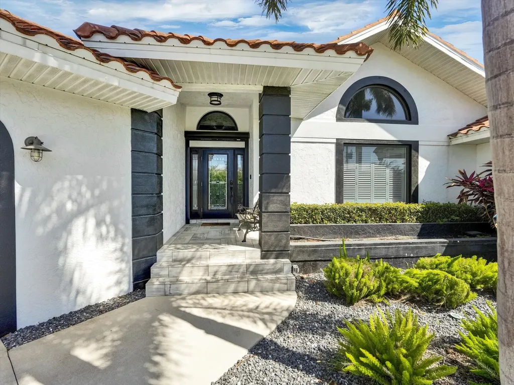 960 Beaver Court Marco Island FL 34145