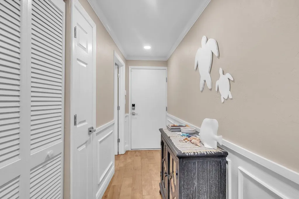 1085 Bald Eagle Drive Marco Island FL 34145