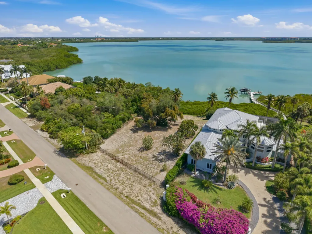 821 Caxambas Drive Marco Island FL 34145