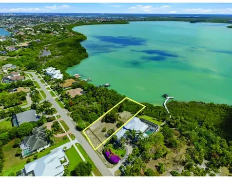 821 Caxambas Drive Marco Island FL 34145