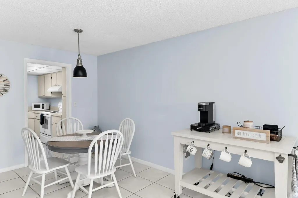 1000 Manatee Road Naples FL 34114