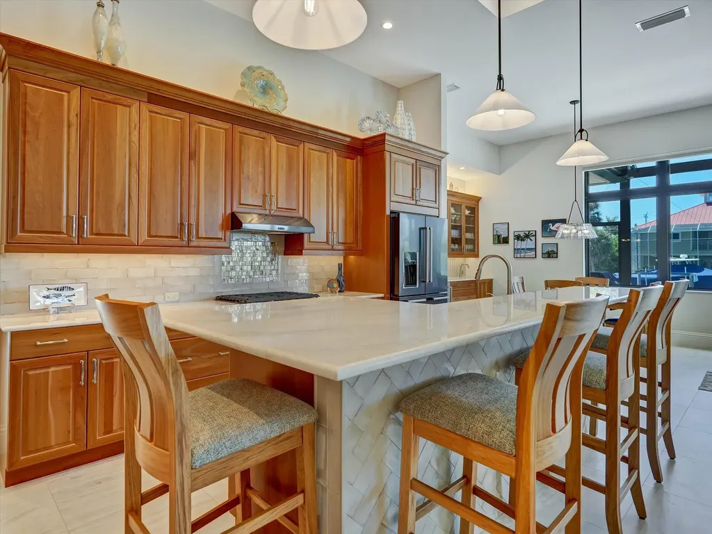 1065 Cottonwood Court Marco Island FL 34145