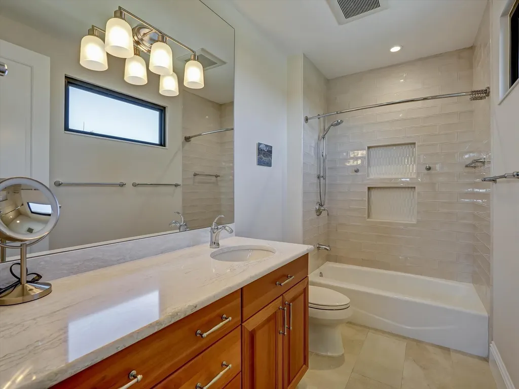 1065 Cottonwood Court Marco Island FL 34145