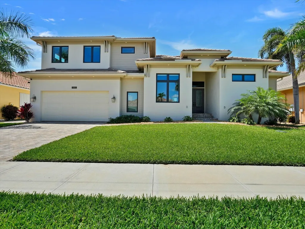 1065 Cottonwood Court Marco Island FL 34145