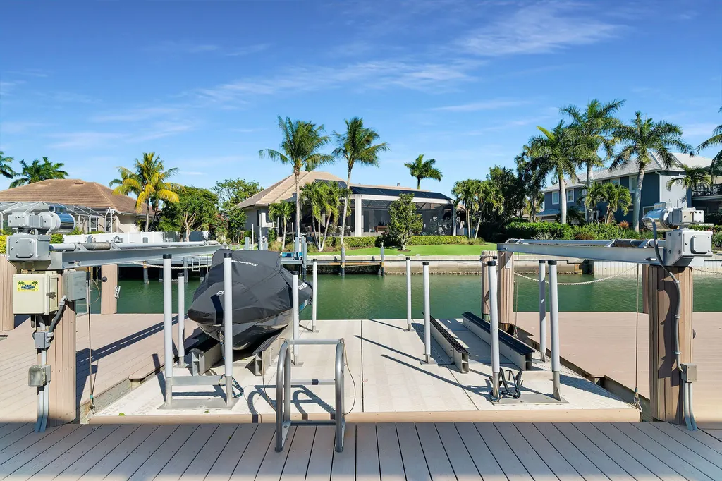 535 Alameda Court Marco Island FL 34145