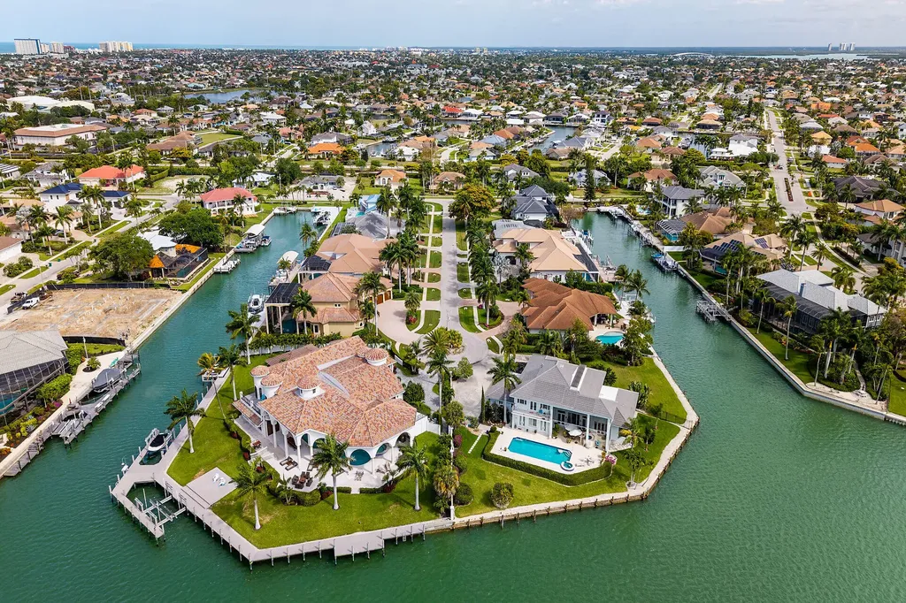 535 Alameda Court Marco Island FL 34145