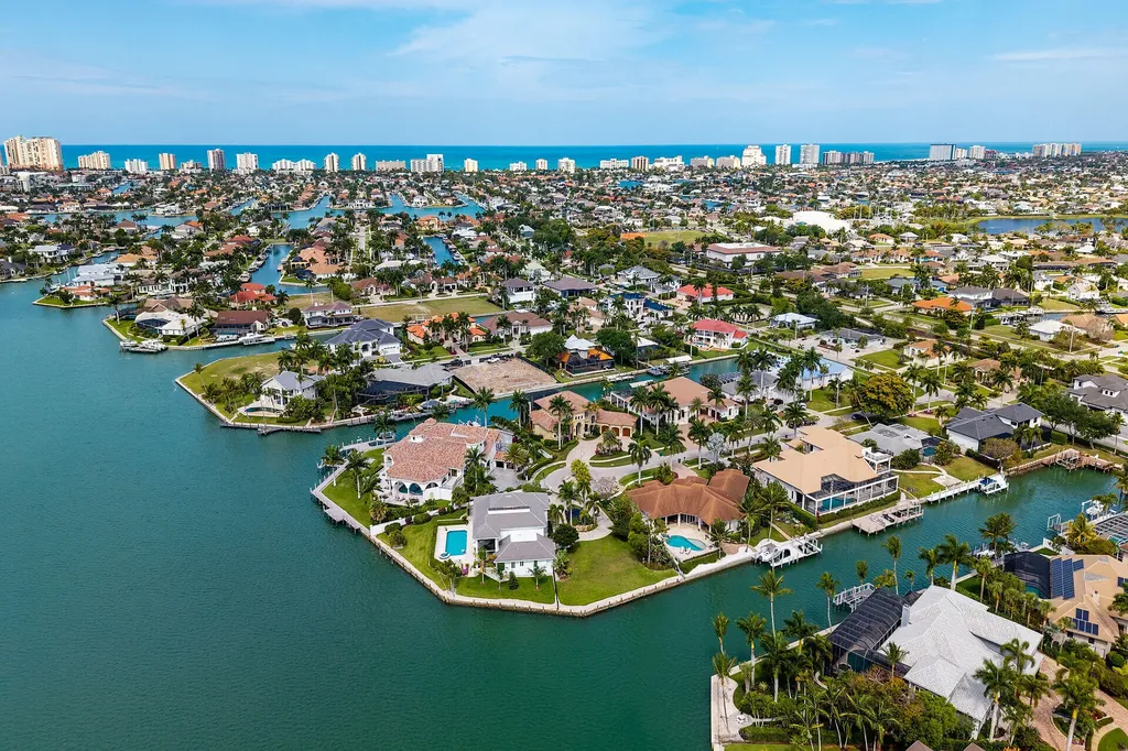 535 Alameda Court Marco Island FL 34145