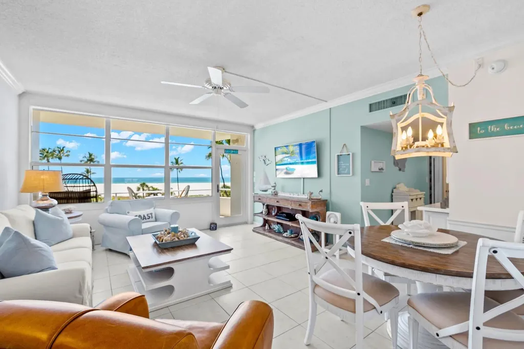 Marco Island FL, 220 Seaview Court, Unit 412