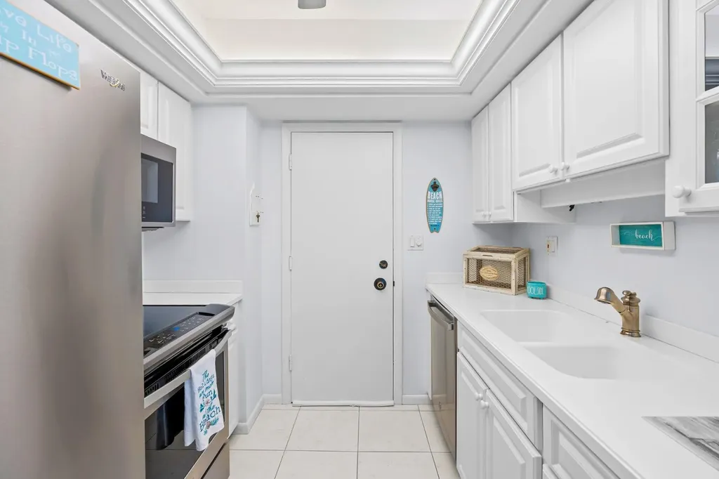 220 Seaview Court Marco Island FL 34145