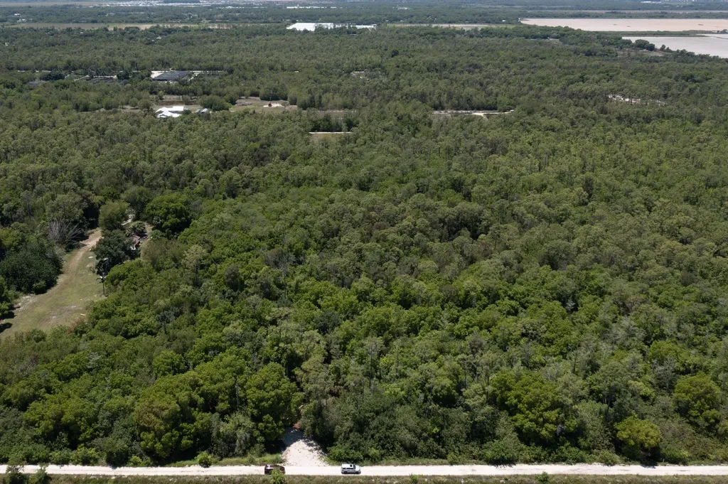 Xxx Lager Lane Naples FL 34114