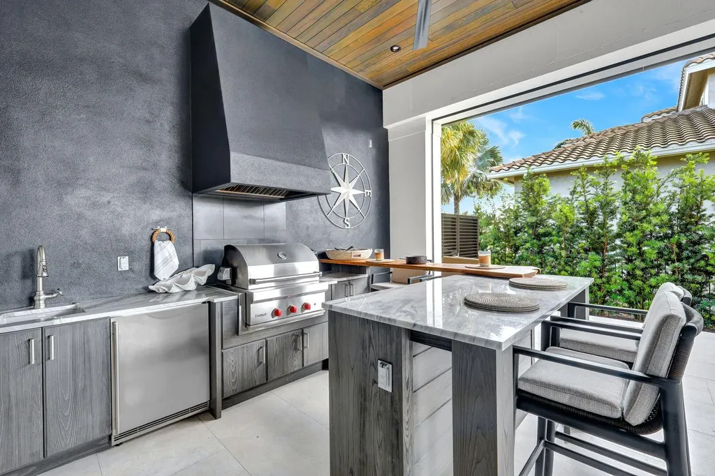 701 Plantation Court Marco Island FL 34145