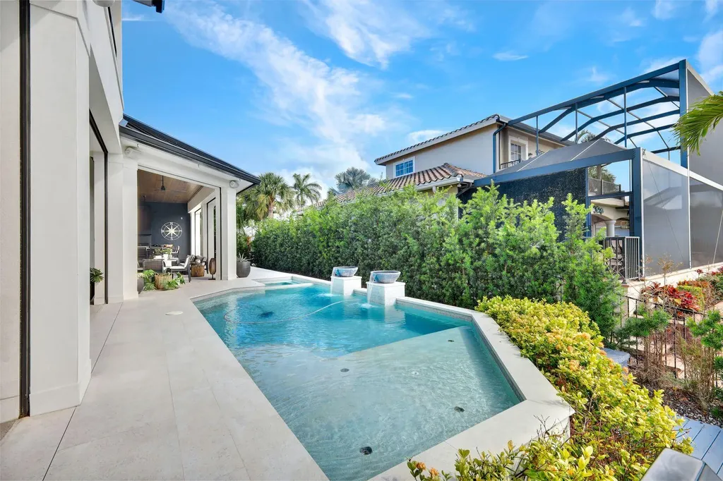 701 Plantation Court Marco Island FL 34145