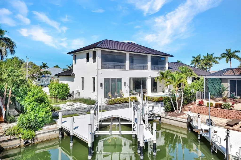 701 Plantation Court Marco Island FL 34145