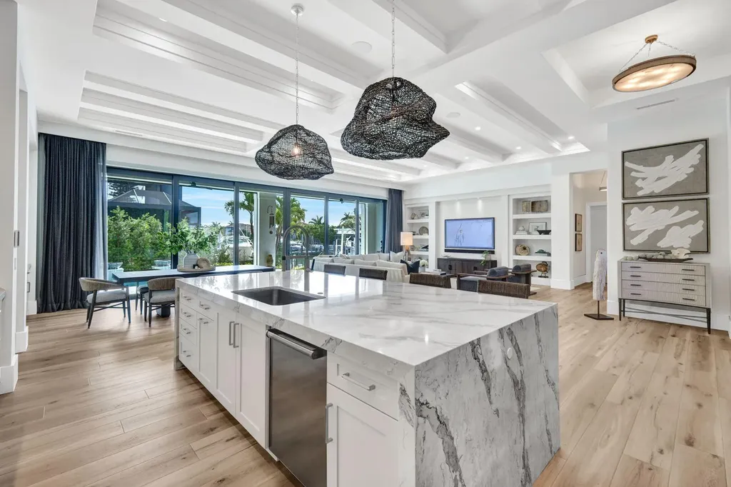 701 Plantation Court Marco Island FL 34145