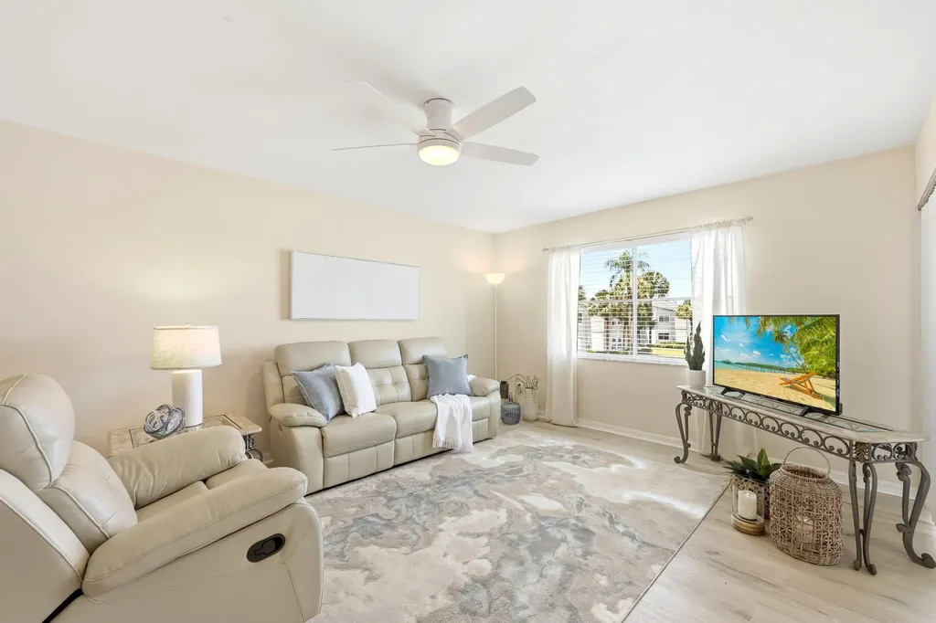 2875 Citrus Lake Drive Naples FL 34109