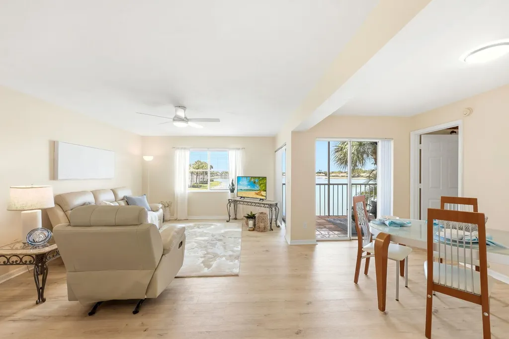 2875 Citrus Lake Drive Naples FL 34109