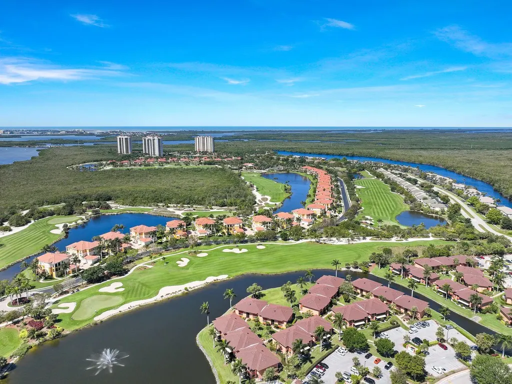 1512 Mainsail Drive Naples FL 34114