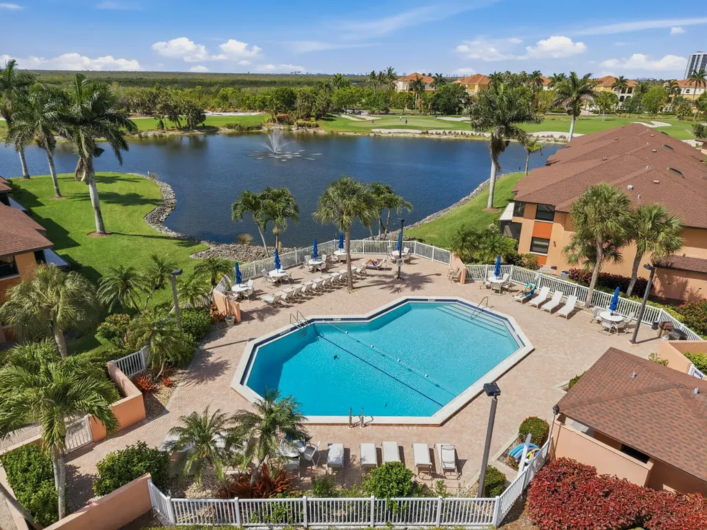 1512 Mainsail Drive Naples FL 34114