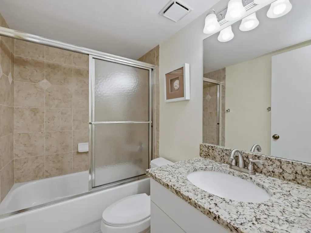 1512 Mainsail Drive Naples FL 34114