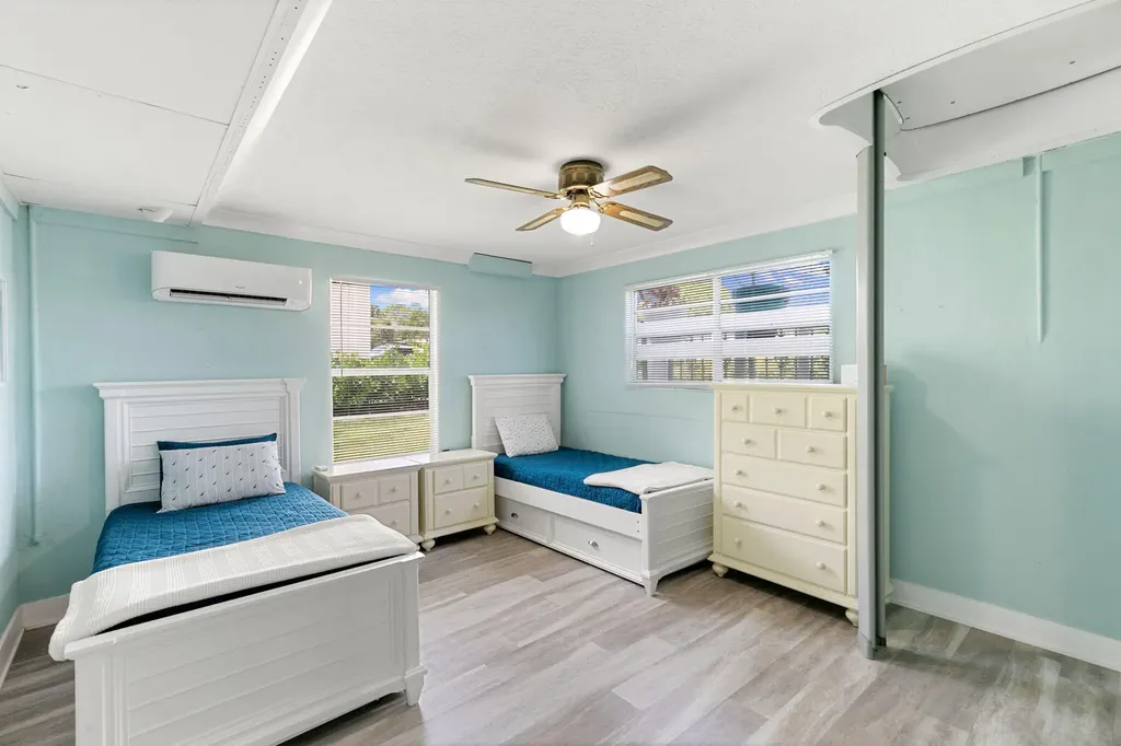 1865 Dogwood Drive Marco Island FL 34145
