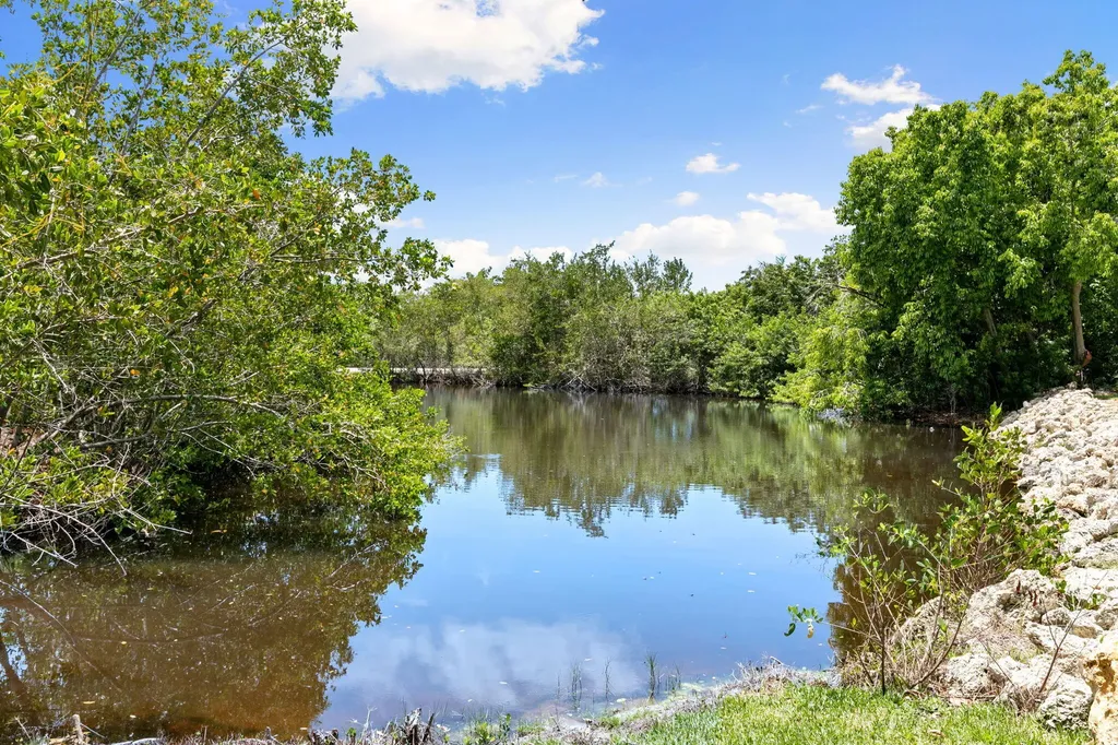 1865 Dogwood Drive Marco Island FL 34145