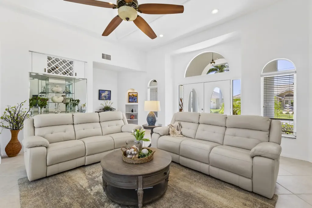 1084 Whiteheart Court Marco Island FL 34145