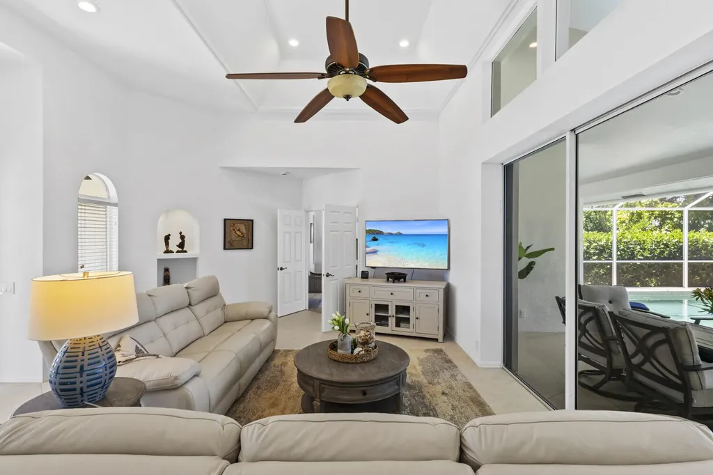 1084 Whiteheart Court Marco Island FL 34145