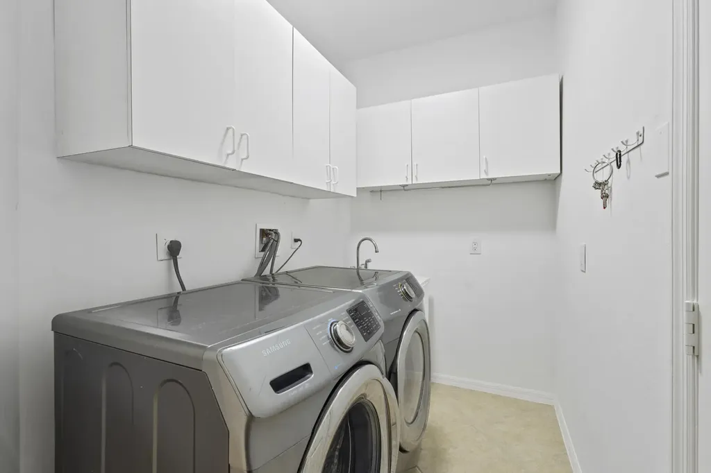 1084 Whiteheart Court Marco Island FL 34145