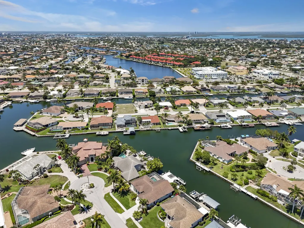 1084 Whiteheart Court Marco Island FL 34145