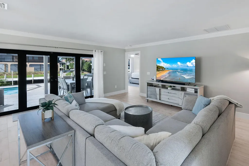 260 Marquesas Court Marco Island FL 34145