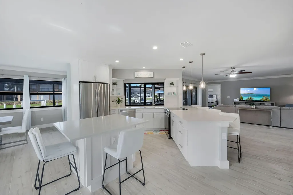 260 Marquesas Court Marco Island FL 34145